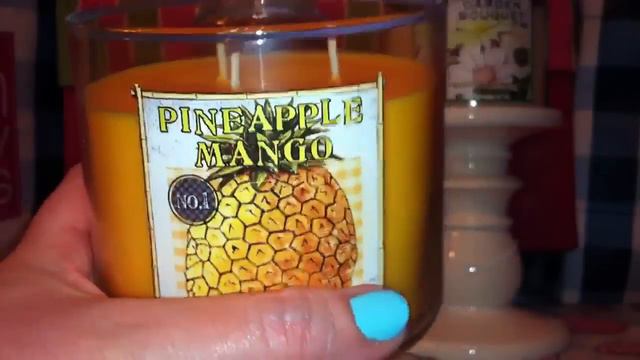 Bath & Body Works Candle Holder + Candles смотреть онлайн