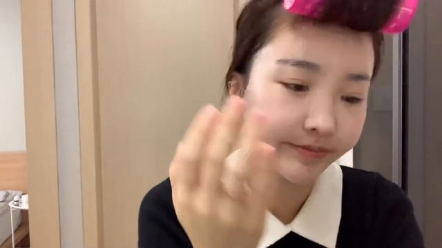 *sub) GRWM ! 수다떨며 준비하는 아침♥Morning Routines (모공케어, 얼굴형 관리, 붓기관리, 스킨케어, 메이크업, 친구결혼식) смотреть онлайн