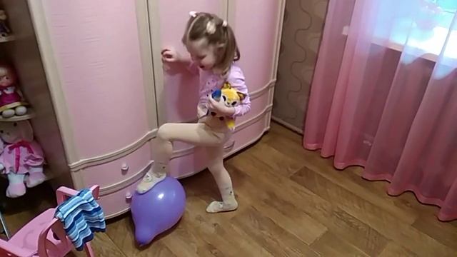 День рождения Настёны!!! Шарик лопнул смотреть онлайн