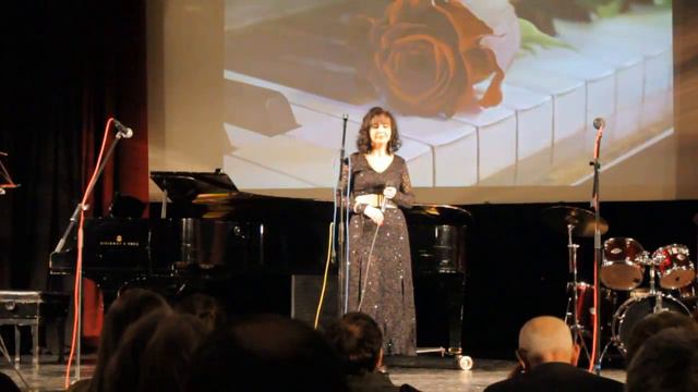 Елена Дога в ЦДРИ ночное небо, верхом на урагане, live смотреть онлайн