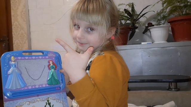 ДРУЗЬЯ Ездила снимать швы в Грозный /Оформила больничный/I went to remove stitches got sick leave смотреть онлайн