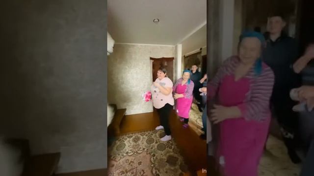 Белый мишка. Поздравление. День рождение женщины смотреть онлайн