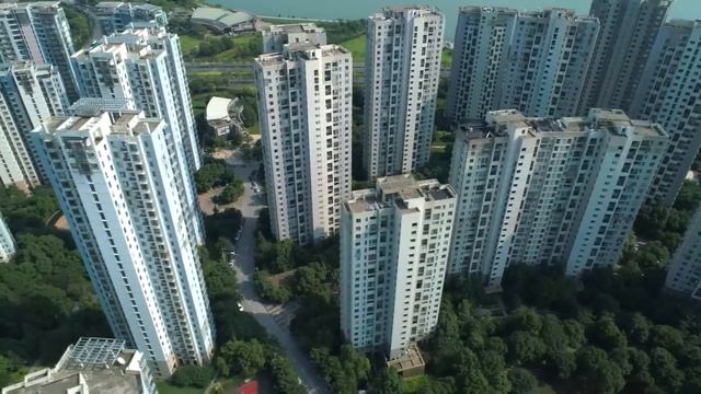 Отменив командировку, жена спешила обрадовать супруга, но то, что она услышала с порога, заставило… смотреть онлайн