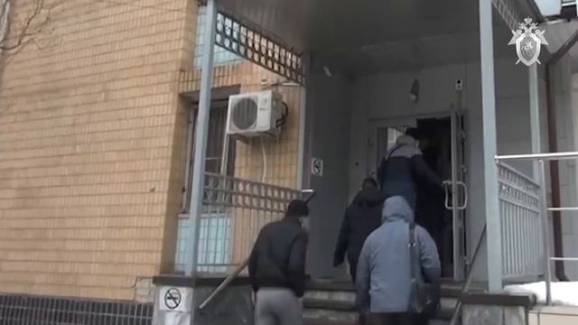 В Волгограде подросток из мести другу четыре раза «заминировал» гимназию №1 смотреть онлайн