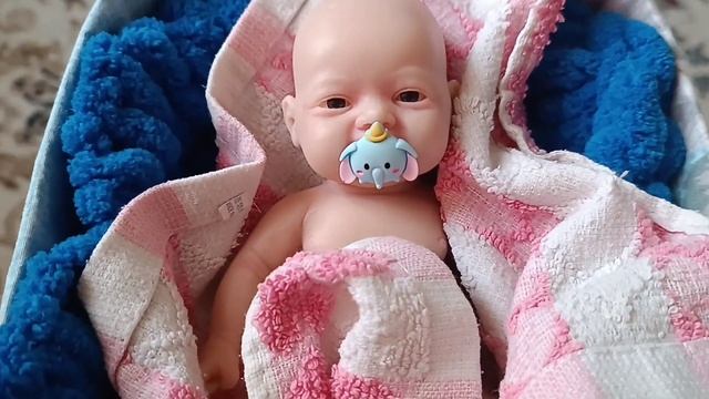 дневной влог:) с силиконовым мини реборном.