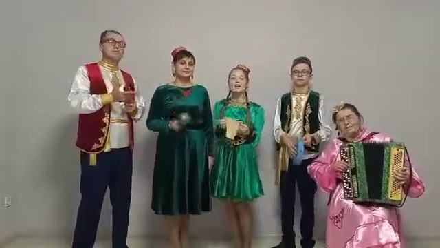 Ай,былбылым! Исполняет семья Гайнуллиных смотреть онлайн