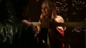 КэпСвон (Крюк и Эмма) - Обезоружена