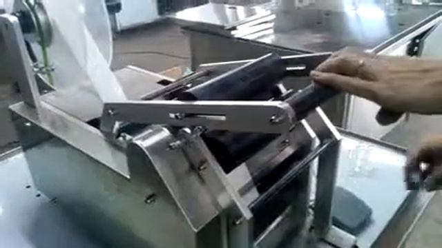 ?ТХ-50 Полуавтоматическая этикетировочная машина Minipress.ru смотреть онлайн