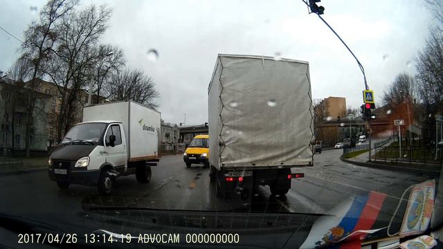 Езда без правил Перекресток ул Свердлова Витебское шоссе. Смоленск. смотреть онлайн