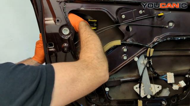 2012-2016 Subaru Impreza - Door Lock Actuator Replacement смотреть онлайн