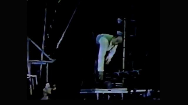 Il giocoliere Enrique "Enrico" Romero al Circo Heros di Leonida Casartelli (anni ‘70) смотреть онлайн