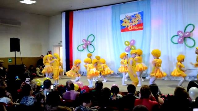 Танец цыплят . смотреть онлайн