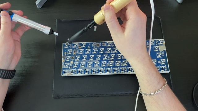 Anne Pro 2 - Мой первый кастом механической клавиатуры! смотреть онлайн