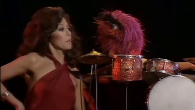 Muppet Show - Rita Moreno & Animal - Fever.avi смотреть онлайн