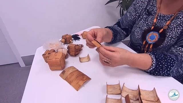 Как сделать берестяную погремушку-шаркунок | традиции коренных народов Севера смотреть онлайн