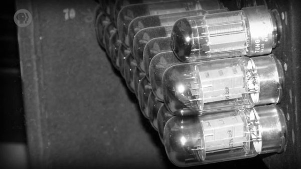 Electronic Computing_ Crash Course Computer Science #2