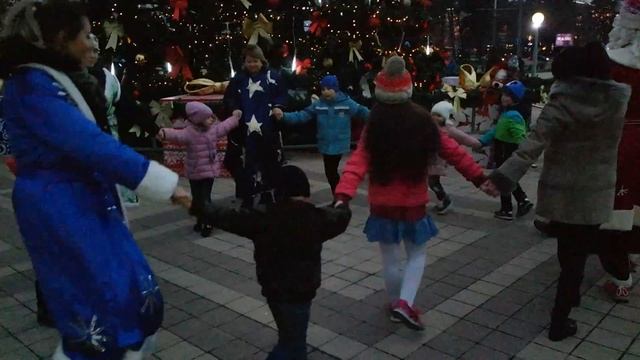 Видео Новороссийск Ёлка 18г смотреть онлайн