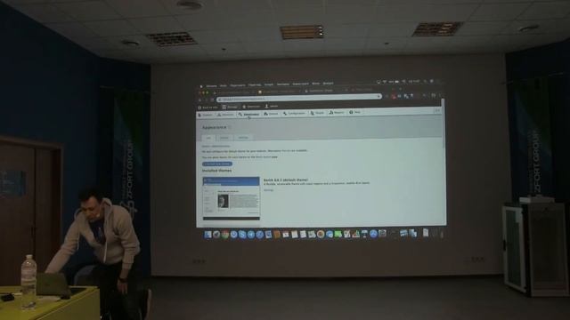 Открытие и Основные особенности Drupal смотреть онлайн