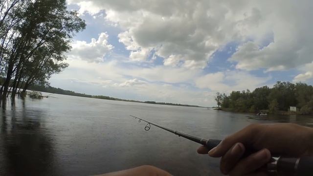 ОГРОМНАЯ ЩУКА МОНСТР 14 КГ НА ЛАЙТ!!! Трофейная рыбалка!Редкие кадры. смотреть онлайн