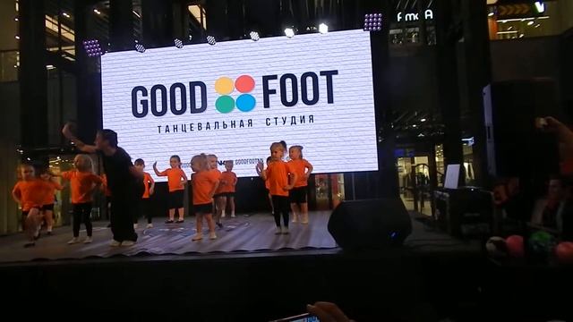 ТАНЕЦ КАША МАЛАША GOOD FOOT ТРЦ НЕБО смотреть онлайн