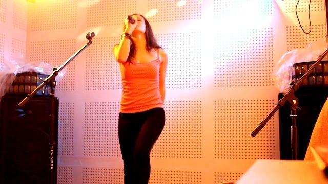 Christina Brillz cover смотреть онлайн