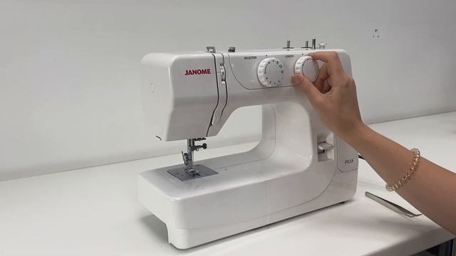 Как выбрать швейную машинку? Подробная инструкция по выбору первой машинки. смотреть онлайн