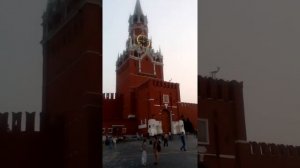 Бой курантов на Спасской башне