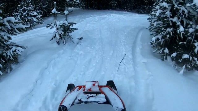 Первый пробный выезд после сборки / Снегоход рысь УС-440 смотреть онлайн