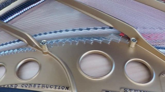 Steinway & Sons Modell O-180 in schwarz Hochglanz смотреть онлайн