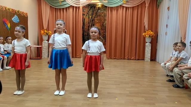 стихотворение на праздник смотреть онлайн