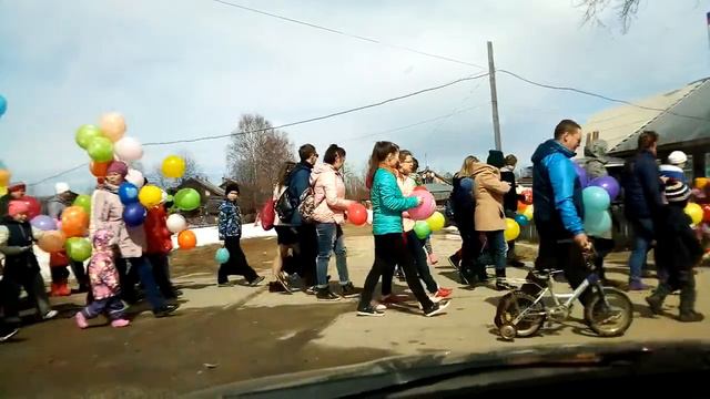 1 мая 2018г. демонстрация. Усть-Язьва смотреть онлайн
