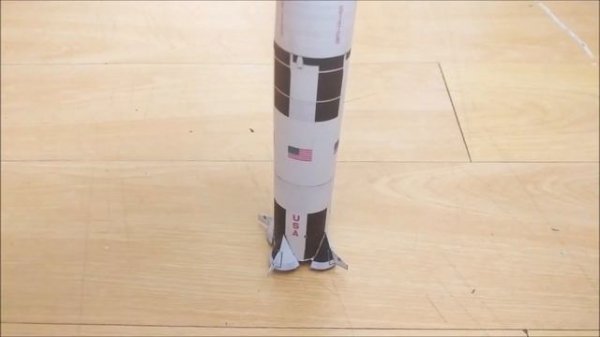 Apollo Saturn V Paper Model