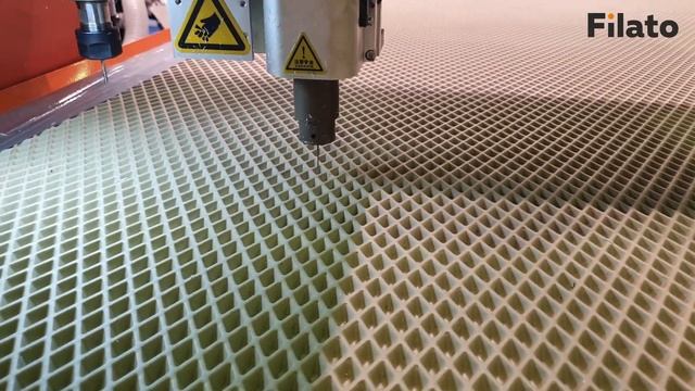 Планшетно-режущий плоттер Filato Optima 2030 CCD | Раскрой EVA коврика осциллирующим ножом смотреть онлайн