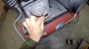 FIAC AB 50/100-360 A. Замена масла, как и сколько его нужно