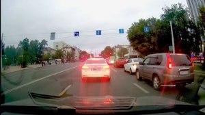 Поездка на автомобиле из поселка Боровский в Тюмень до бизнес-центра и на Киевскую