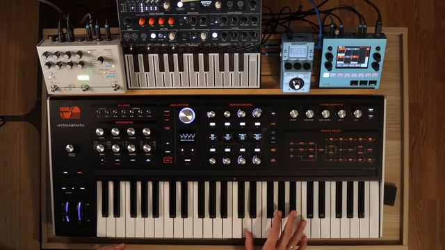 Hydrasynth, Microcosm, MicroFreak, Bluebox - "Polycosm" смотреть онлайн