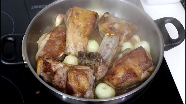 Cordero asado en cazuela muy fácil| Receta de mi abuela смотреть онлайн