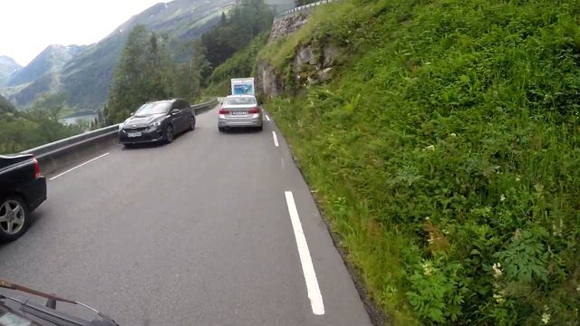 Norge2 Ой, кто-то с горочки скатился. Спуск по известной Дороге Орлов смотреть онлайн