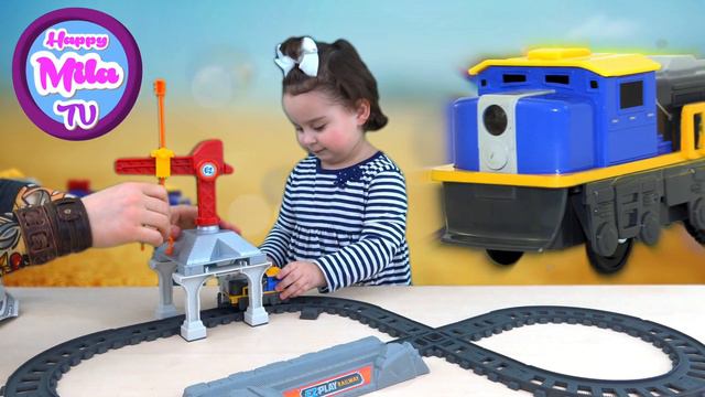 Ez Play Railway Starter Set Fisher Price funny review | HappyMilaTV #75 смотреть онлайн