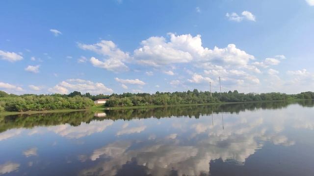 На лодке по реке Сухоне. 27 июня 2021 г. смотреть онлайн