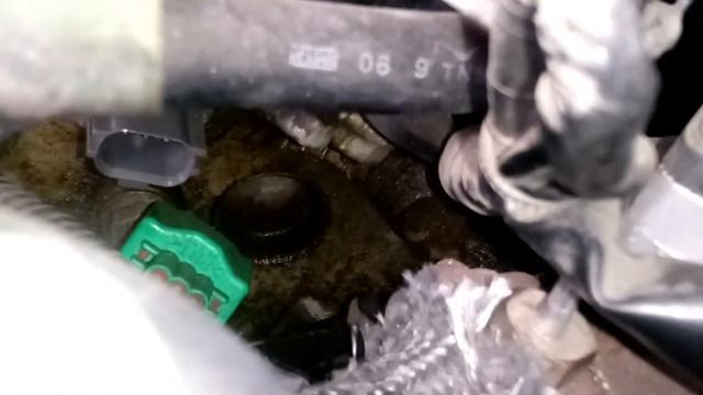 Replacing the camshaft position sensor (straight connector) on my Altima SE R + the end results смотреть онлайн