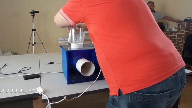 Сравниваем очень похожие бытовые вентиляторы для санузла ВЕНТС Квайт и Soler & Palau SILENT смотреть онлайн