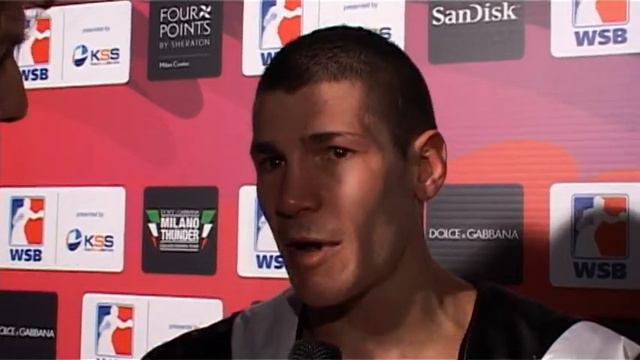 Le parole di Domenico Valentino dopo la vittoria sul francese Redouane Farhany смотреть онлайн