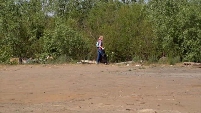 День Волги: зачем мы убираем берег от мусора? смотреть онлайн