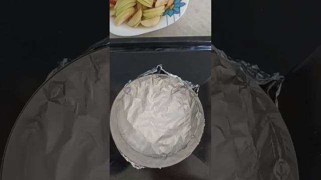 Шарлотка?#шарлоткарецепт #шарлотка #шарлоткасяблоками ❗ингредиенты в комментариях ❗ смотреть онлайн