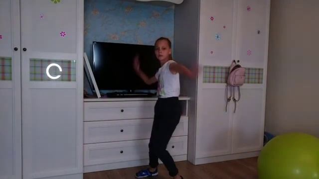 ?Танец под песню Калинка-remix? смотреть онлайн