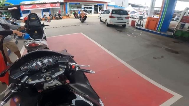 ISI BENSIN FULL MOGE HAYABUSA PERTAMAX 92 Harga naik 12.500/liter?? смотреть онлайн