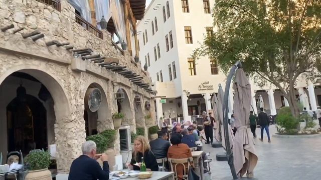 Qatar Doha Абсолютно новые и безлюдные улицы, покупаем арабский прикид и красивый музей! смотреть онлайн