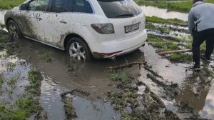 Засадили mazda cx7 . mazda cx7 на бездорожье . mazda cx7 off road. mazda cx7