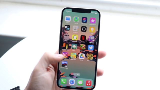 iPhone 12 MAJOR Update! смотреть онлайн